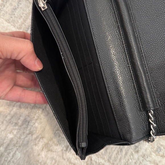 Chanel Wallet on Chain - Picture 11 of 12